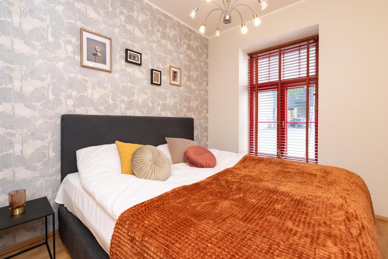 Stylish Apartment With Parking In Telliskivi Tallinn Extérieur photo